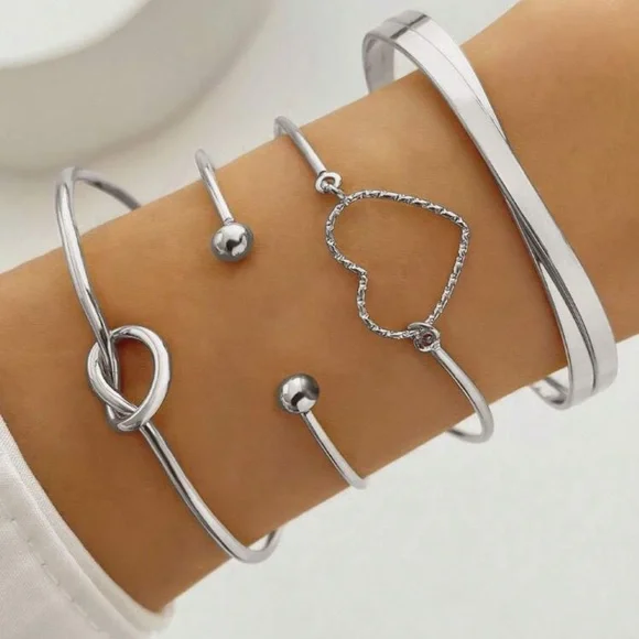 Elegant Silver gray Heart Bracelet Set - Picture 3 of 7